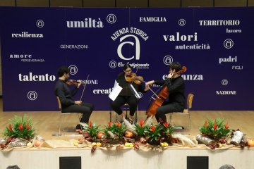 Vikram Francesco Sedona, Violino | Elisa Marchetto, Viola | Enrico Barbaro, Violoncello